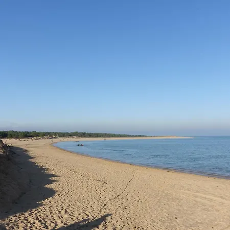 Dom wakacyjny L'antioche By Interhome Le Château-dʼOléron